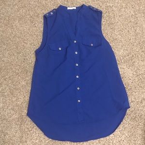 Blue sleeveless top